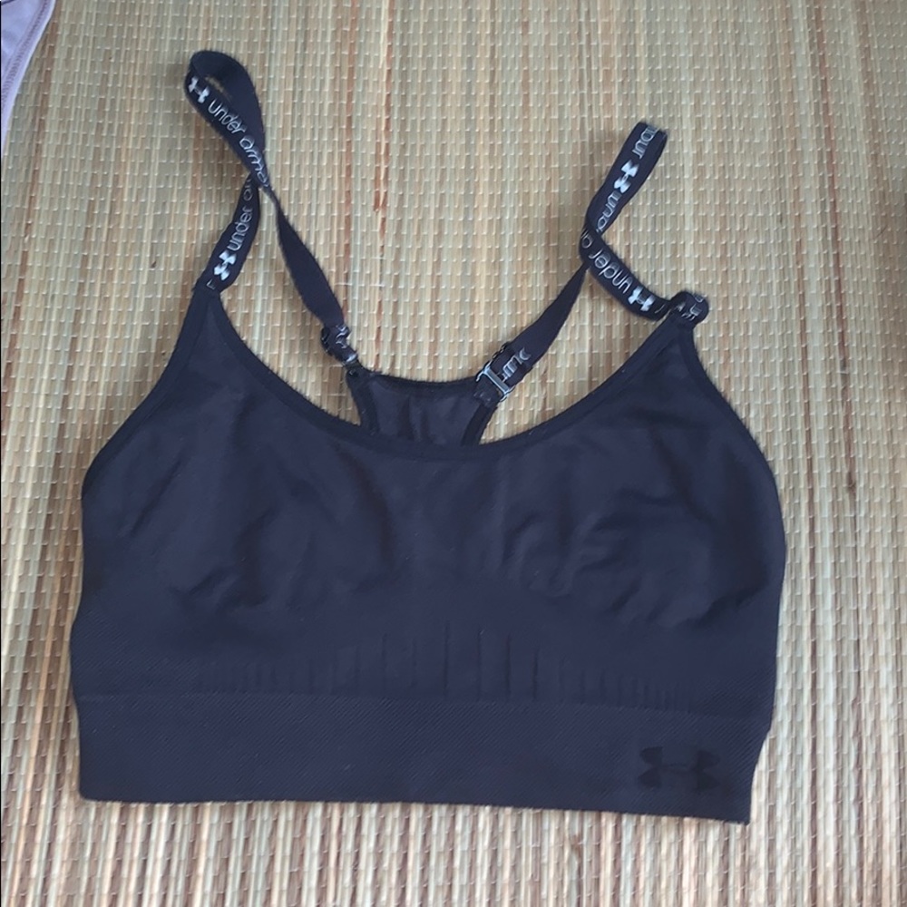 Sports bra black under armor